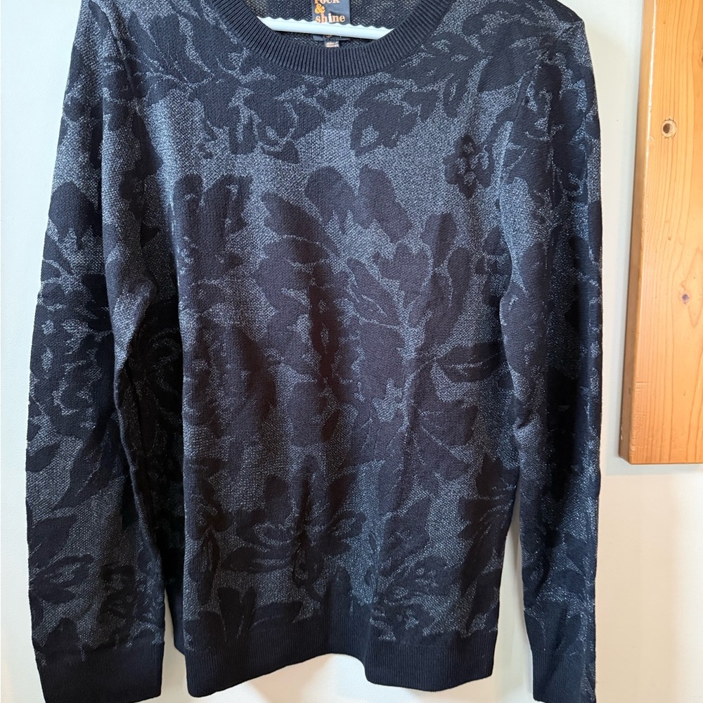 Reitmans Black Floral Jacquard Crewneck Sweater